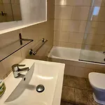 Sitges, Big House With Pool Будинок відпочинку Сіджас
