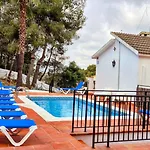 Sitges, Big House With Pool Будинок відпочинку Сіджас