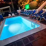 Sitges, Big House With Pool Сasa de vacaciones *