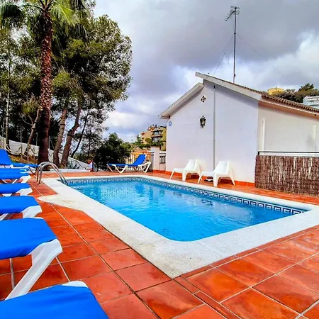 Дом отдыха Sitges, Big House With Pool