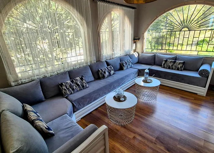 Сasa de vacaciones Sitges, Big House With Pool *