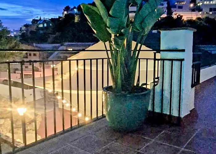 Casa vacanze Sitges, Big House With Pool Sitges