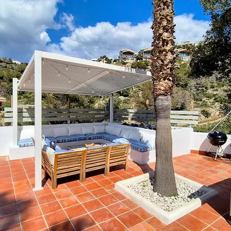 Sitges, Big House With Pool Tatil Evi