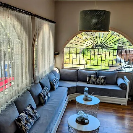 Sitges, Big House With Pool سيدجيس