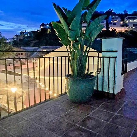 بيت للعطل Sitges, Big House With Pool سيدجيس