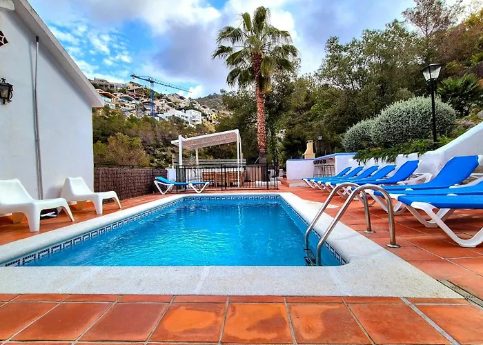 度假居 Sitges, Big House With Pool 锡切斯